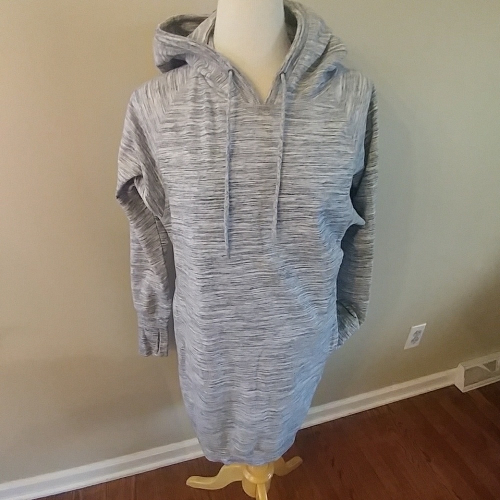 Hooded sweatshirt dress like new